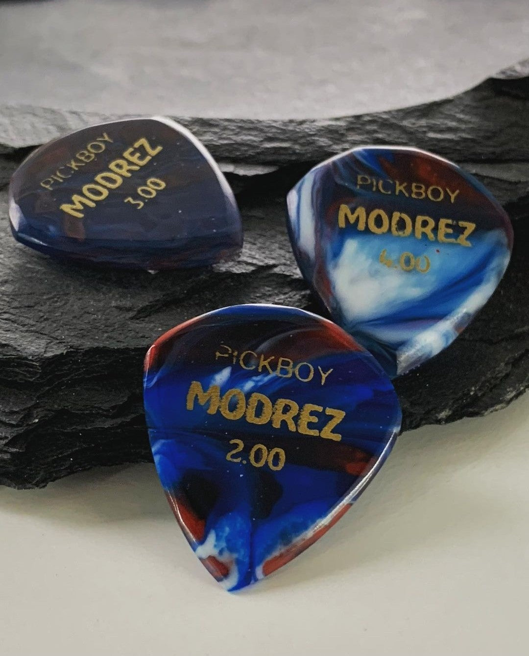 Pickboy GP-MDZBU Modrez Resin Blue Guitar Pick 2mm/3mm/4mm